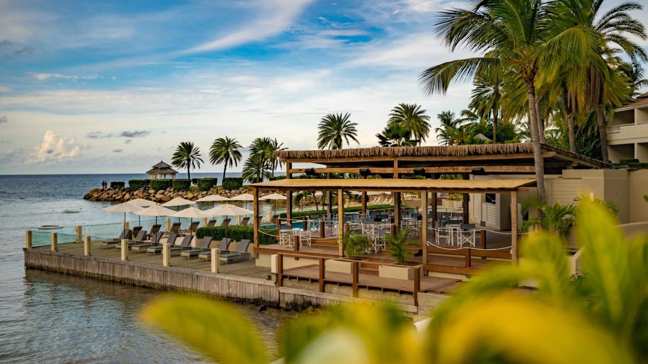 Blue Waters Resort And Spa St. John's Bagian luar foto