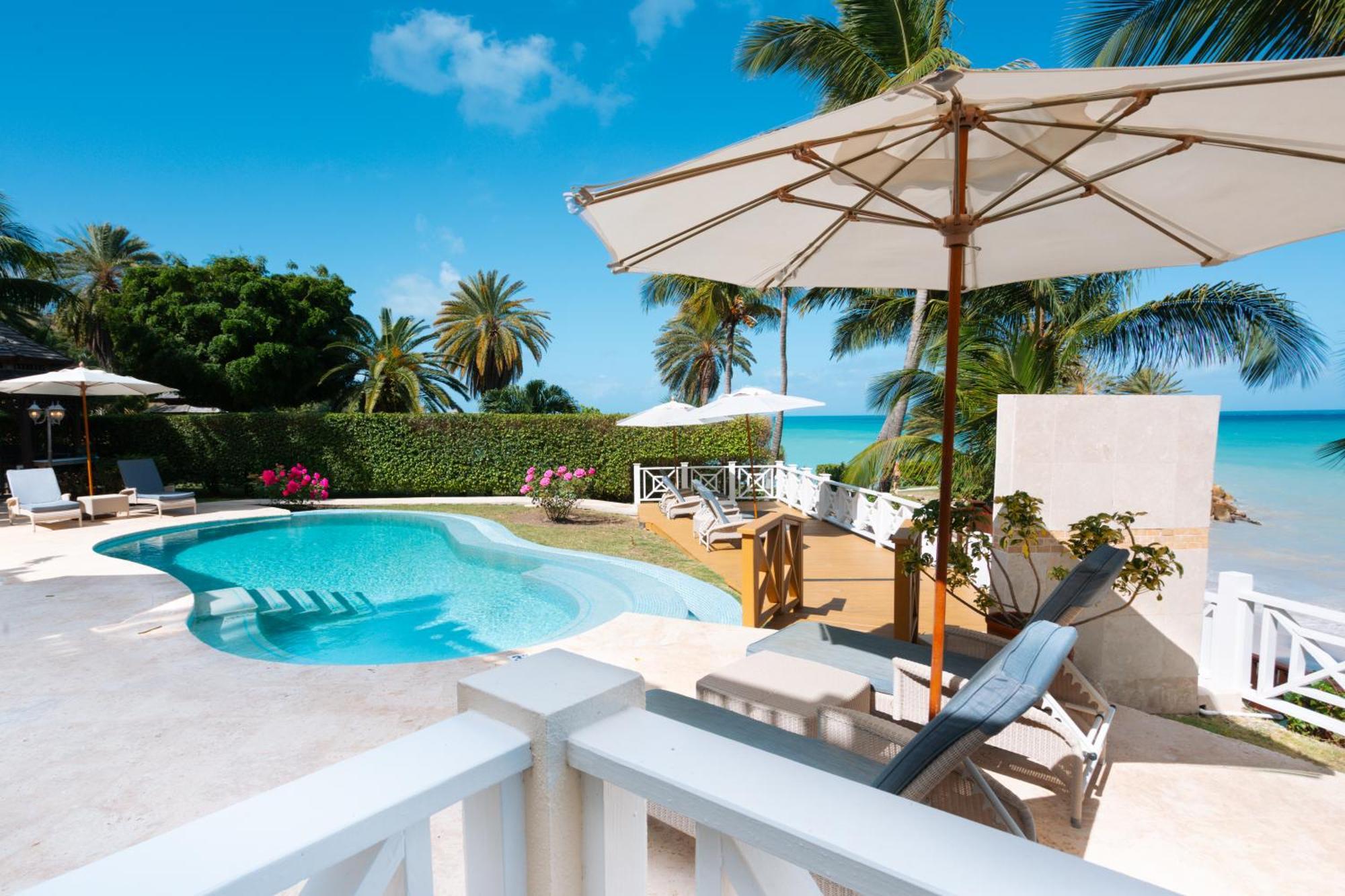 Blue Waters Resort And Spa St. John's Bagian luar foto