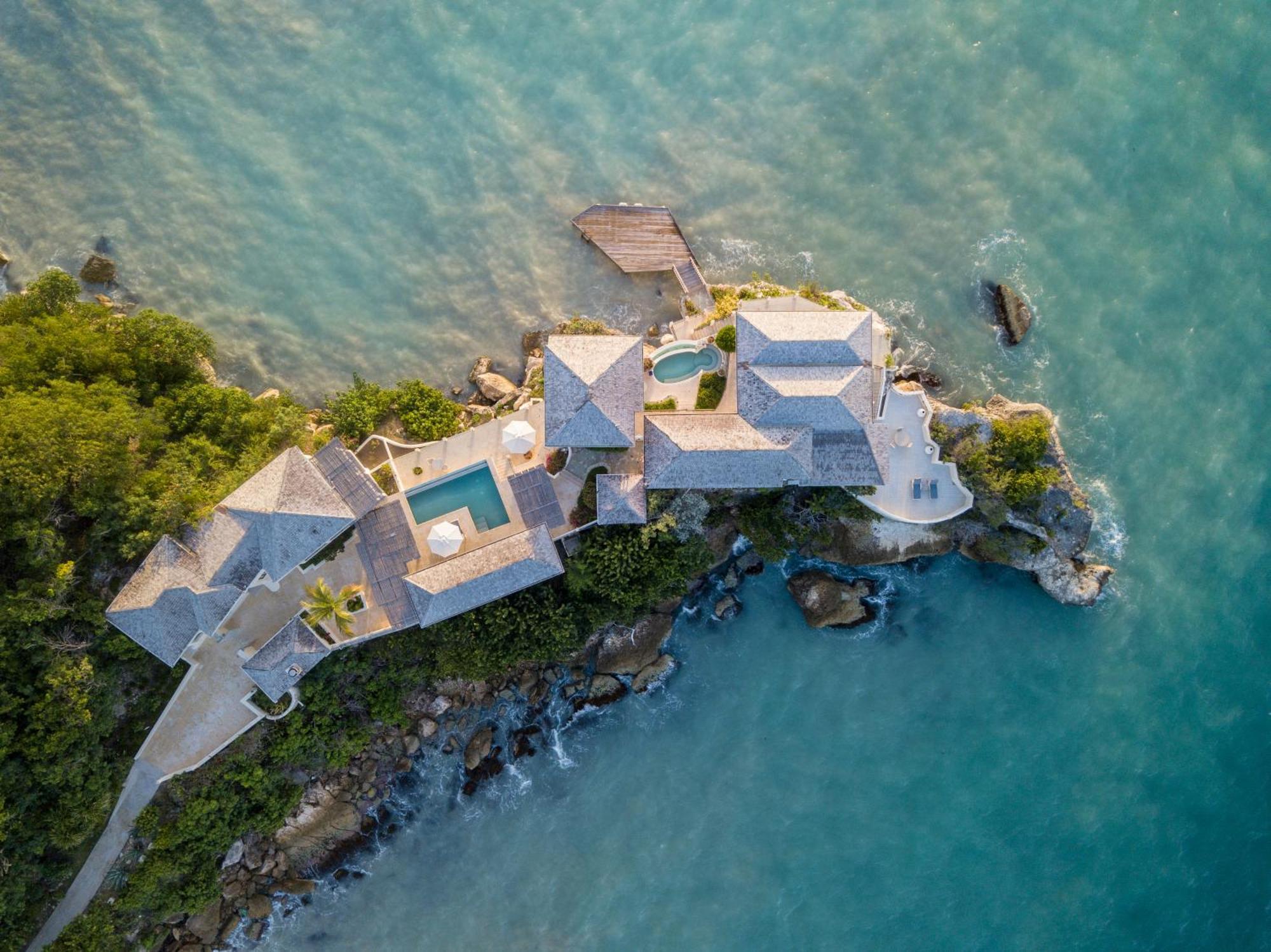 Blue Waters Resort And Spa St. John's Bagian luar foto