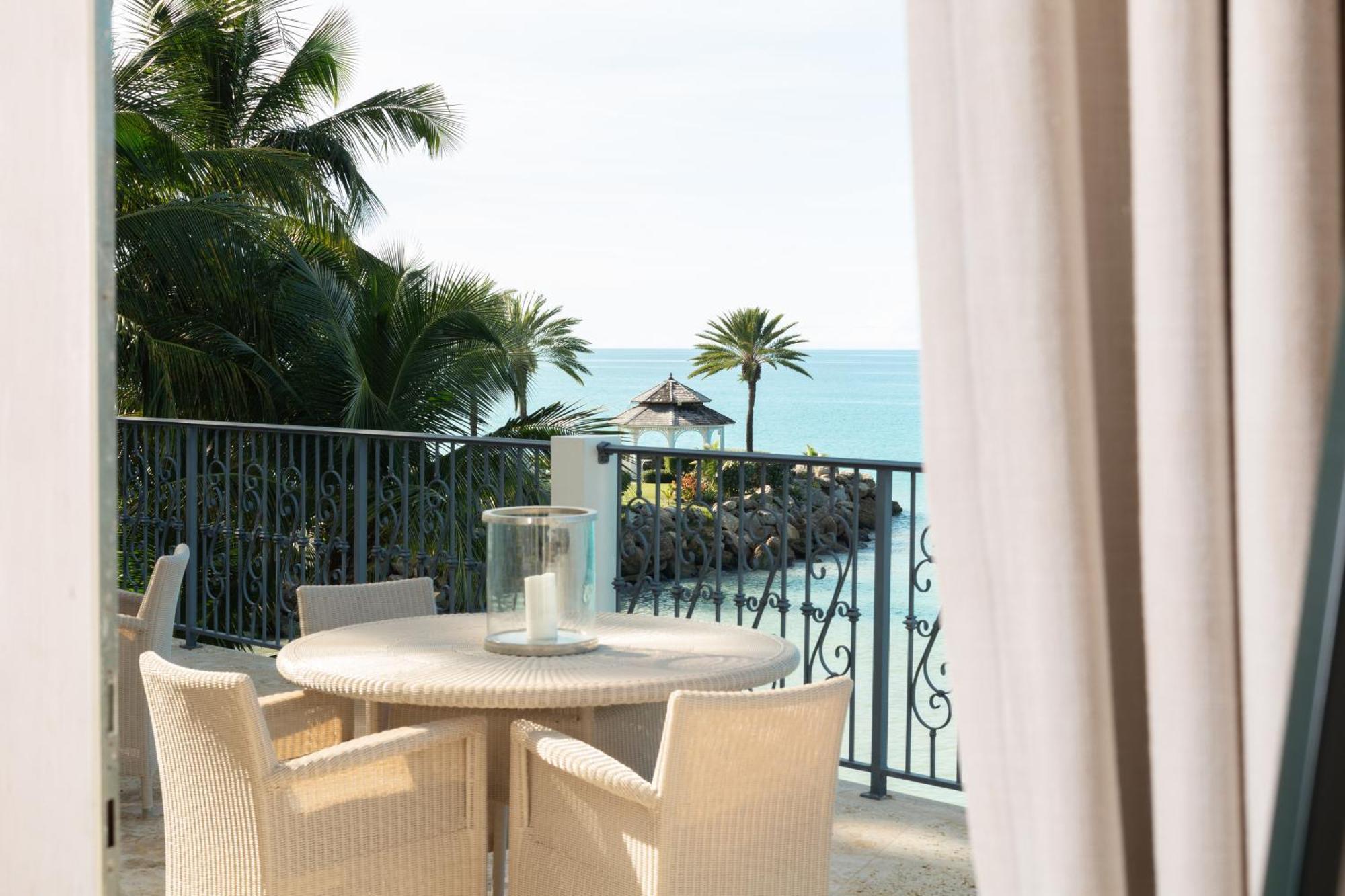 Blue Waters Resort And Spa St. John's Bagian luar foto